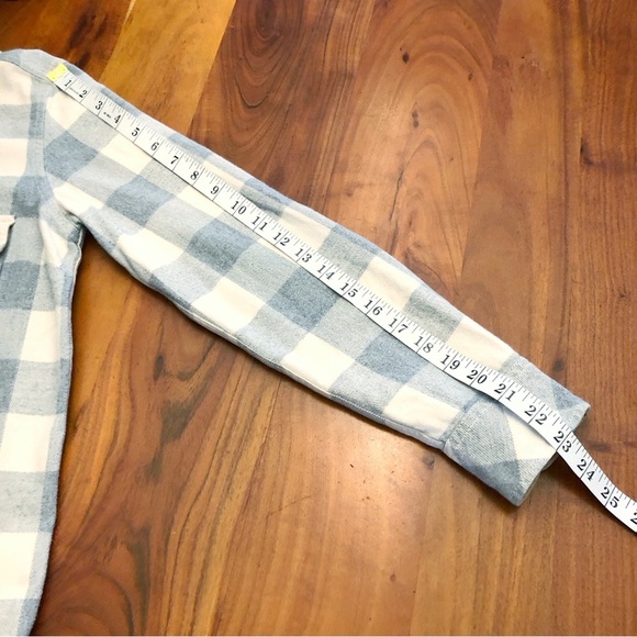 Roots Plaid Thick Casual Blue Long Sleeves Button Down Shirt Sweater Sweatshirt. - Picture 9 of 16